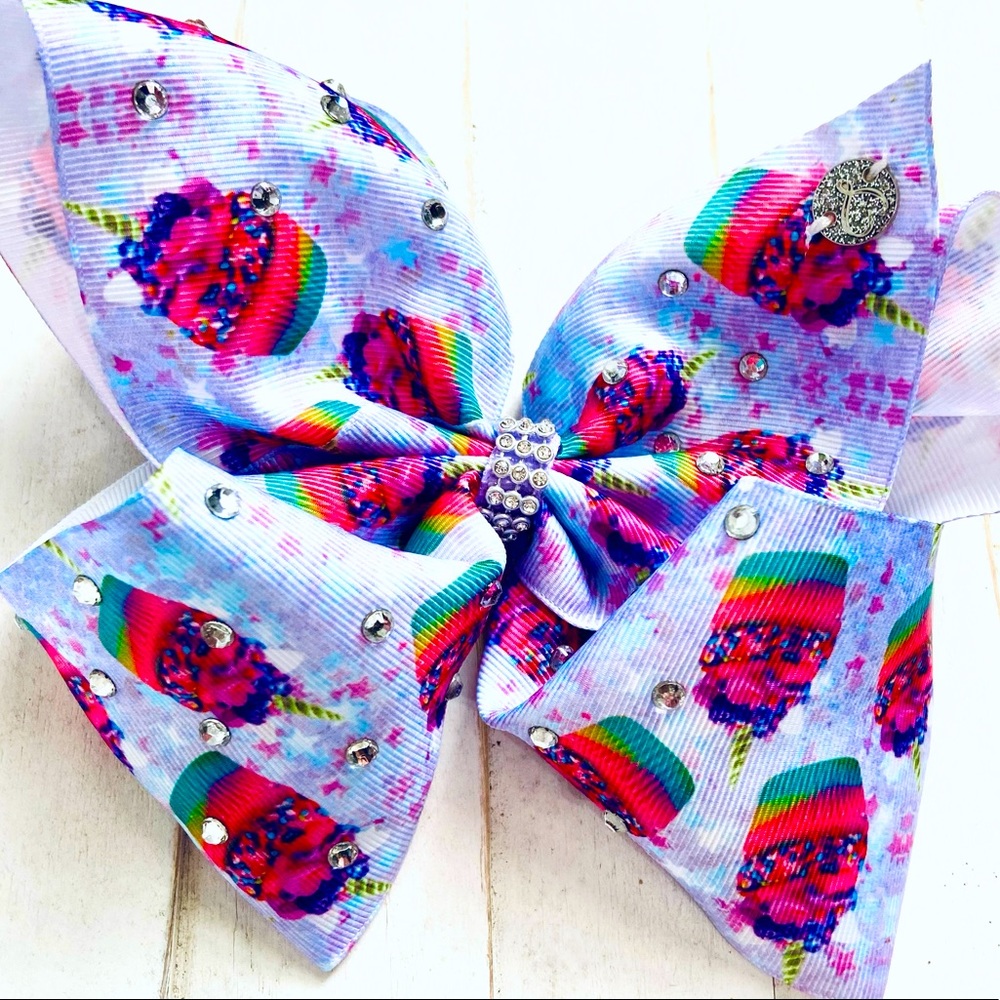 JoJo Siwa Burthday Cupcake Bow